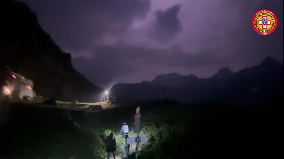 Escursionisti tedeschi bloccati al Passo di Nefelgiù: recuperati nella notte 